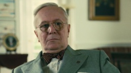 Gary Oldman deu ultimato a Christopher Nolan para participar de Oppenheimer
