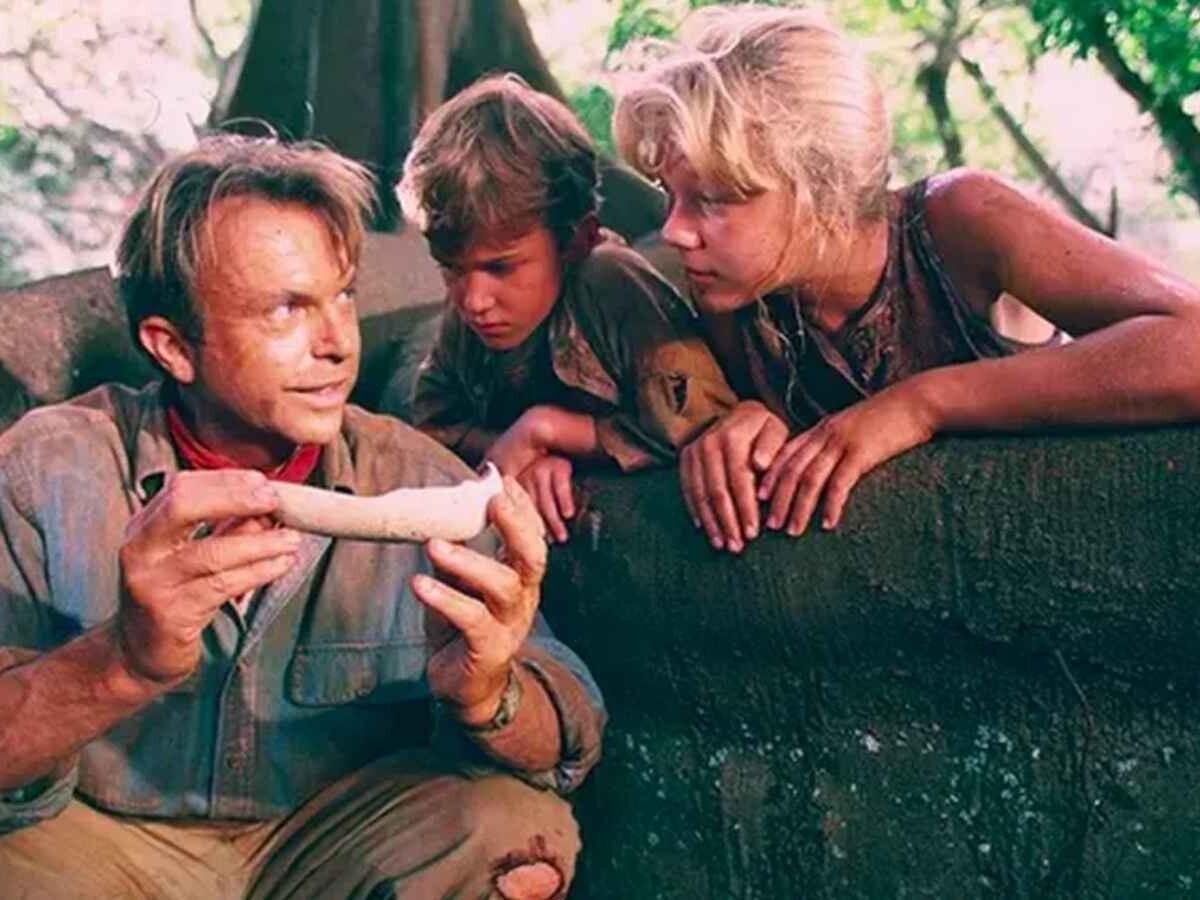 Sam Neill fala sobre tratamento contra câncer agressivo: 'aproveito muito a vida'