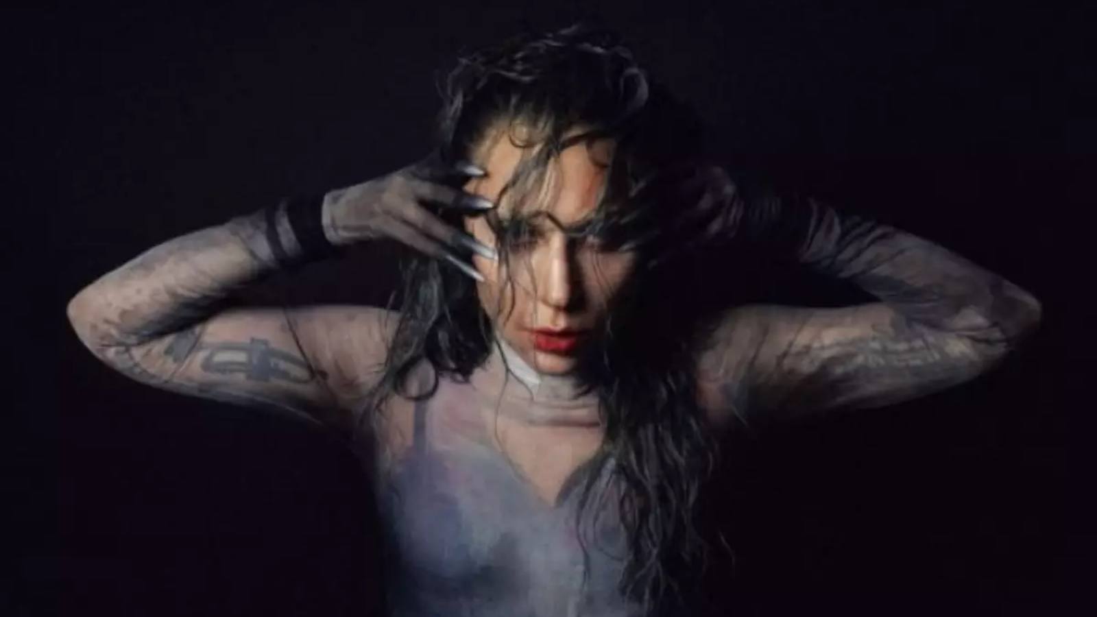 Lady Gaga deixou explicado o clipe de Disease nas redes sociais - Foto: Reprodução