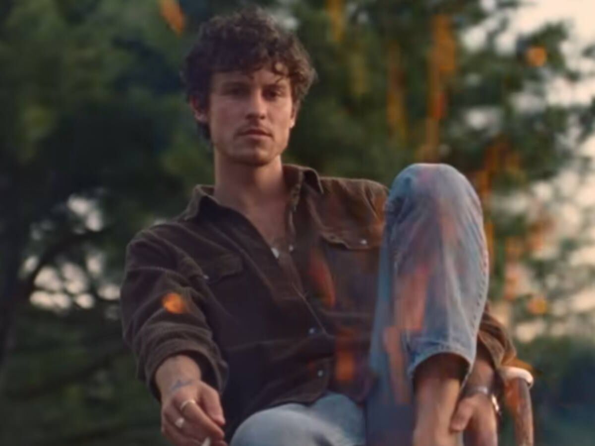 O cantor Shawn Mendes falou sobre sua sexualidade - Foto: YouTube