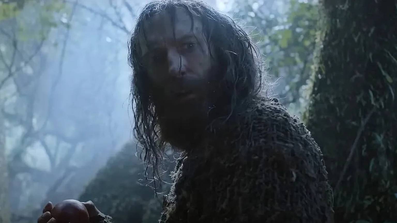 Depois de anos de especulação, identidade do Estranho em Anéis do Poder é revelada