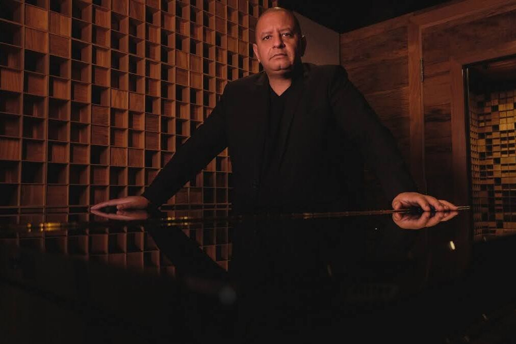 Produtora de trilhas sonoras lança ferramenta revolucionária que resgata obras audiovisuais sem o uso de I.A