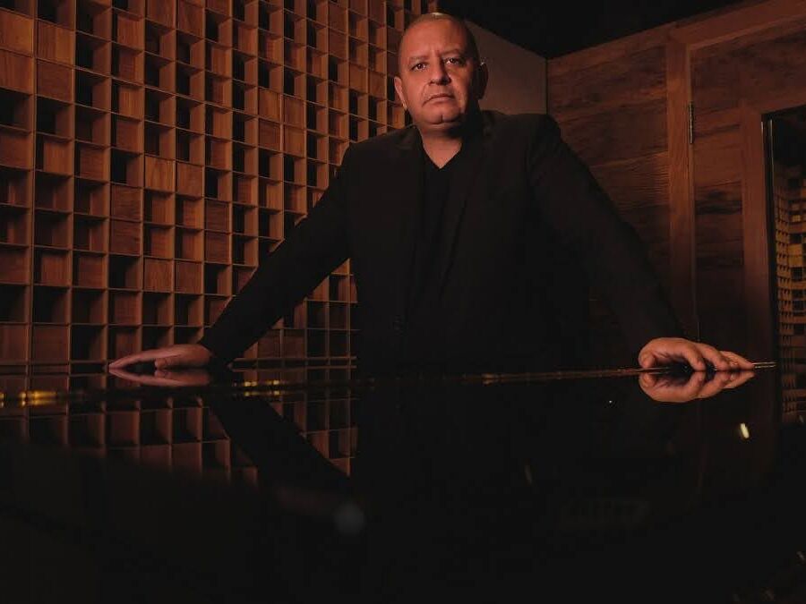 Produtora de trilhas sonoras lança ferramenta revolucionária que resgata obras audiovisuais sem o uso de I.A