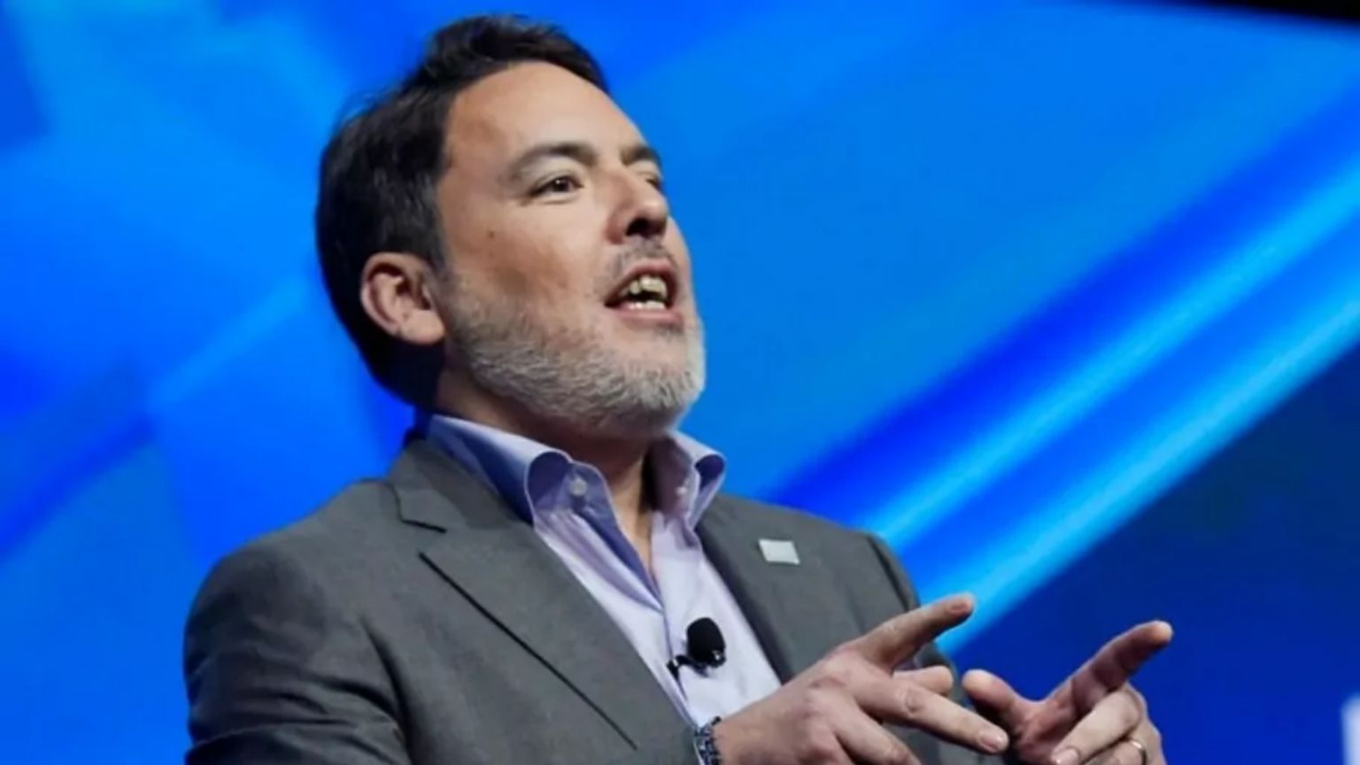 Ex-chefe da PlayStation afirma que indústria sofre colapso criativo