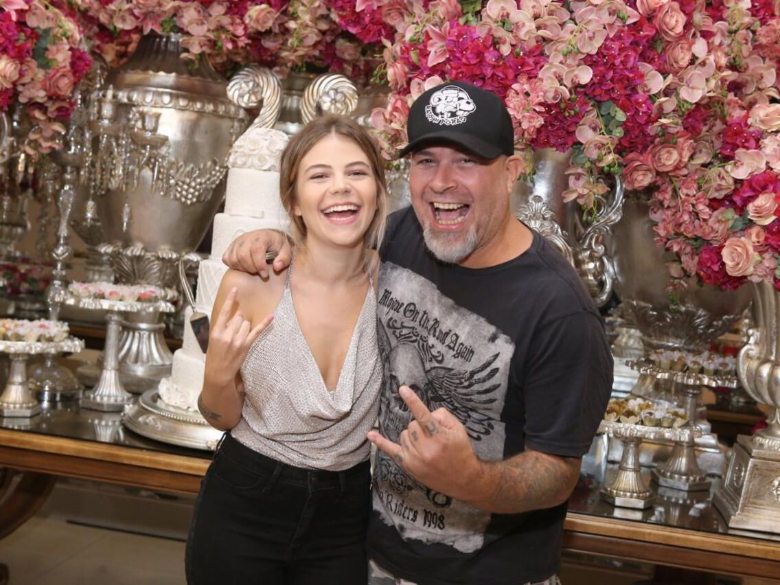 Mingau, baixista do Ultraje a Rigor, tem alta do Hospital São Luiz e começa nova fase do tratametno