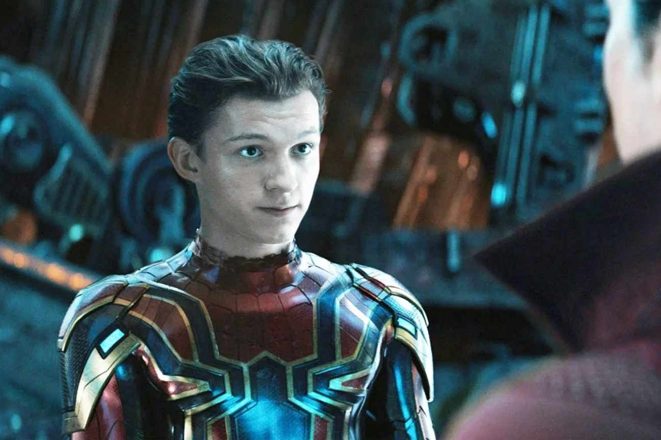 Tom Holland já leu roteiro de Homem-Aranha 4 e admite que precisa de melhorias