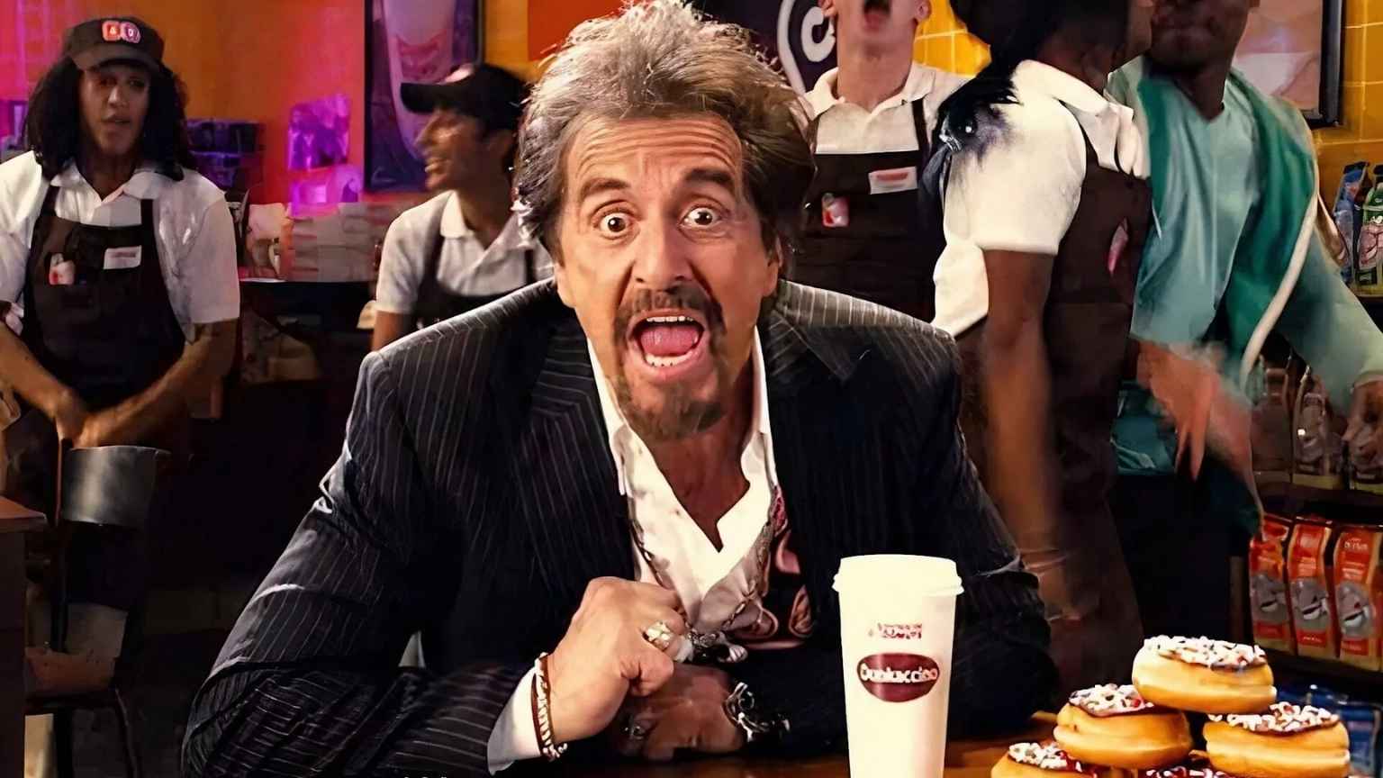 Al Pacino só fez filme tenebroso com Adam Sandler por estar 'falido'