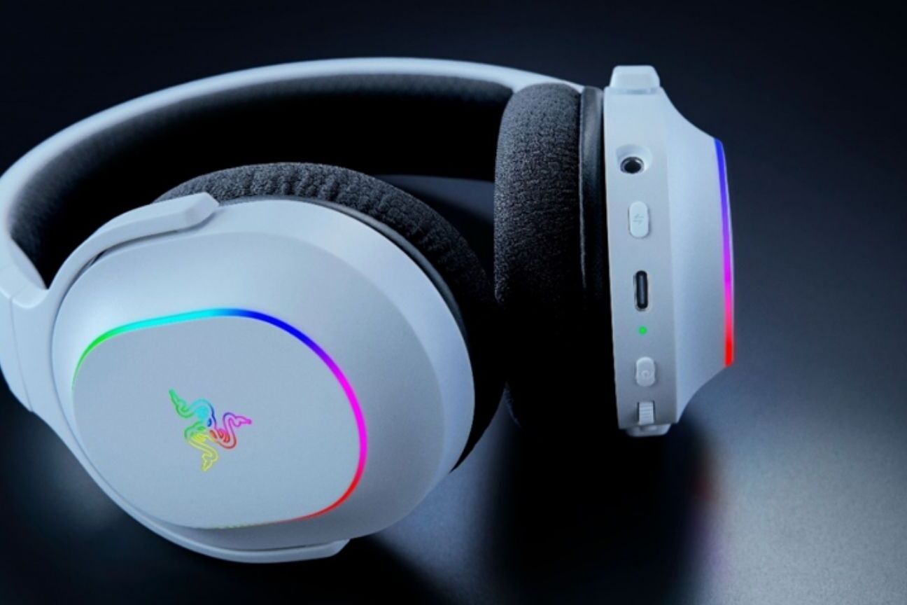 Razer apresenta Razer Barracuda X Chroma, com áudio sem fio e iluminação dinâmica