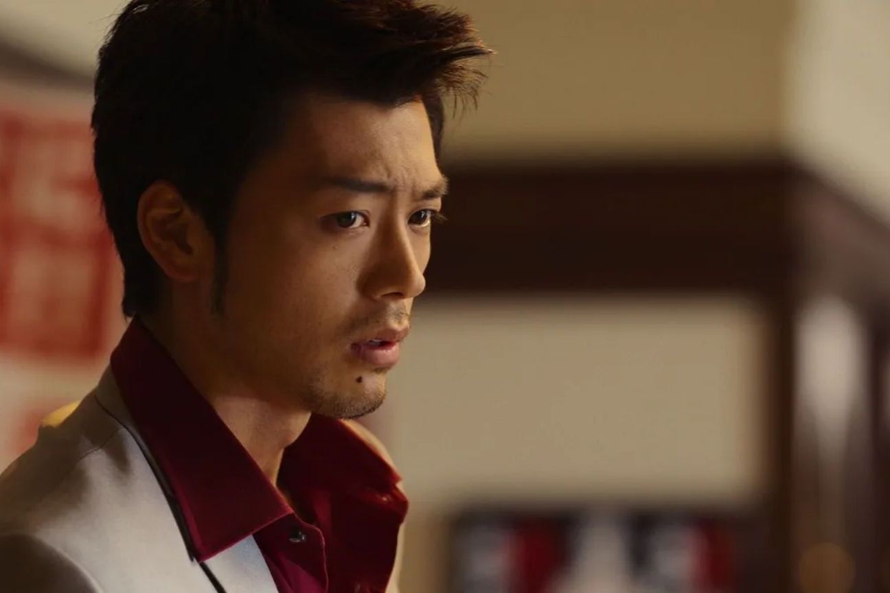 Ator de Kiryu em série de Yakuza: Like a Dragon pretende jogar games da saga