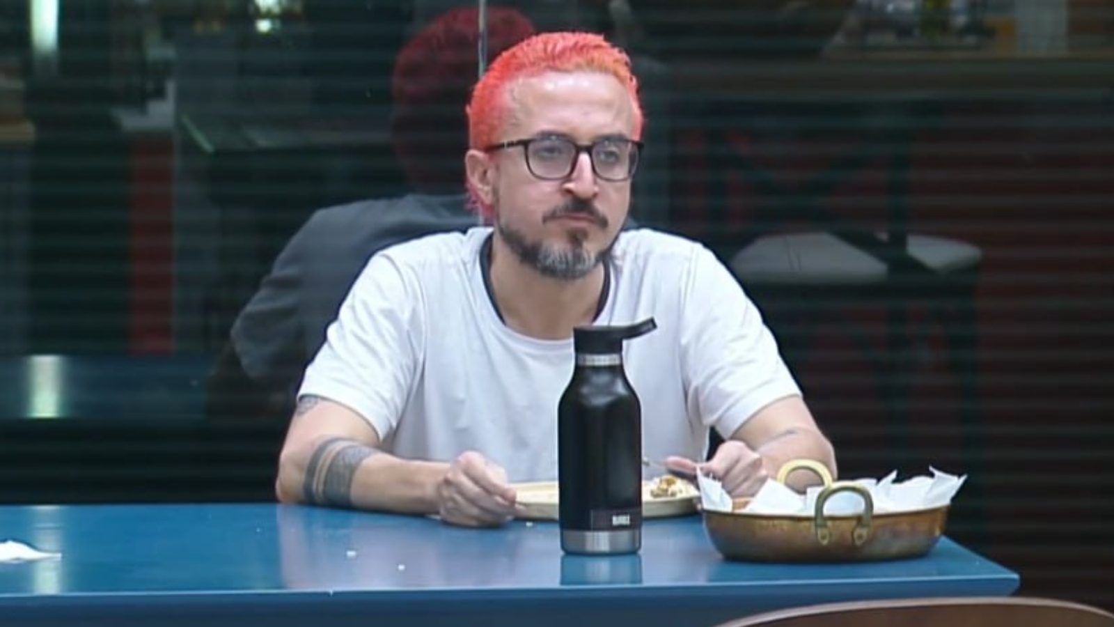 Fernando Presto detona Sacha Bali em A Fazenda 16 - Foto: Record