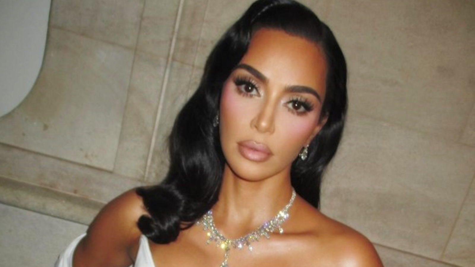 Kim Kardashian - Foto: Reprodução / Instagram @kimkardashian