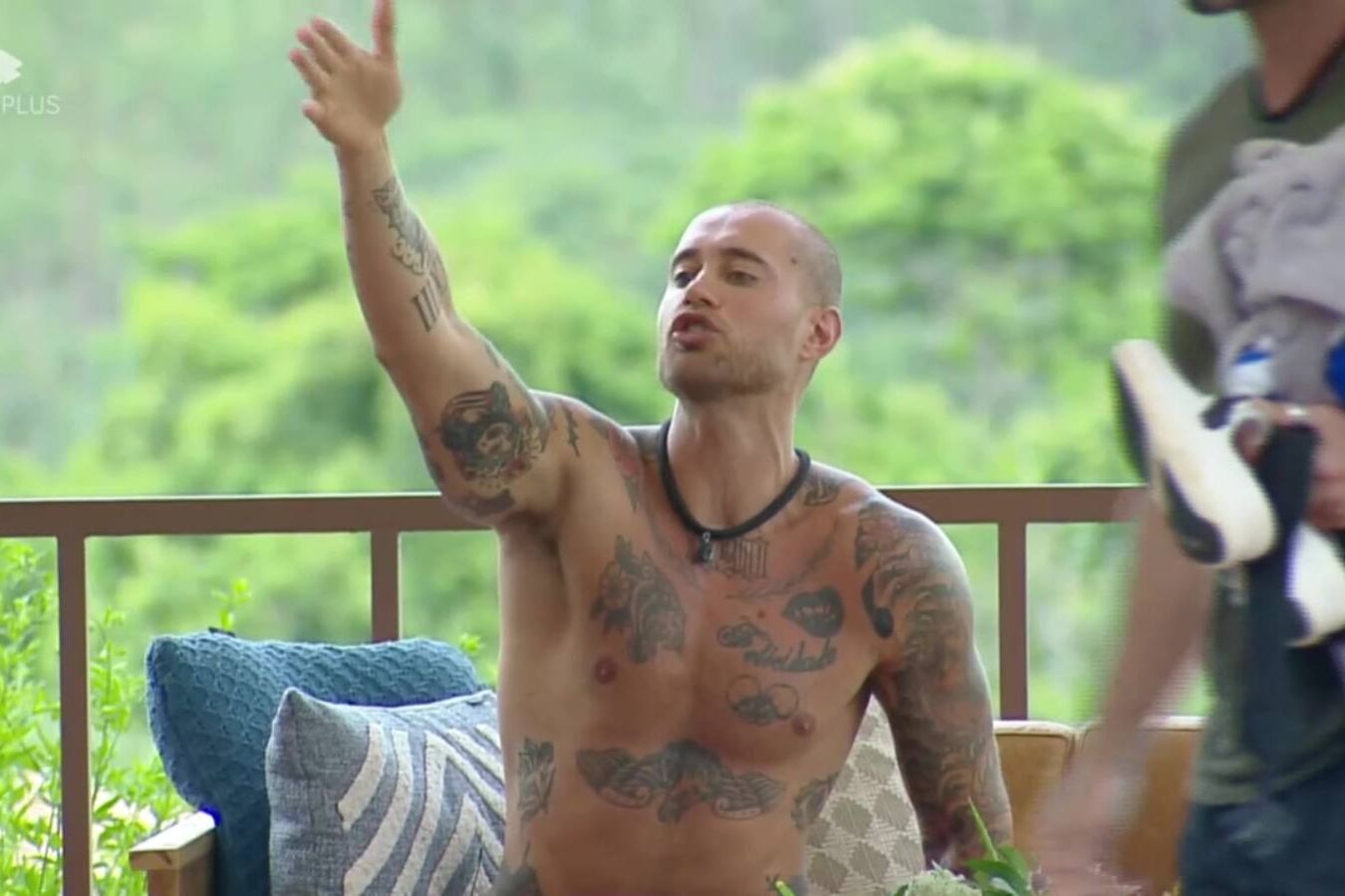 Yuri Bonotto discute com Zé Love em A Fazenda 16 - Foto: Record