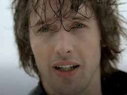 James Blunt explica significado oculto de You're Beatiful