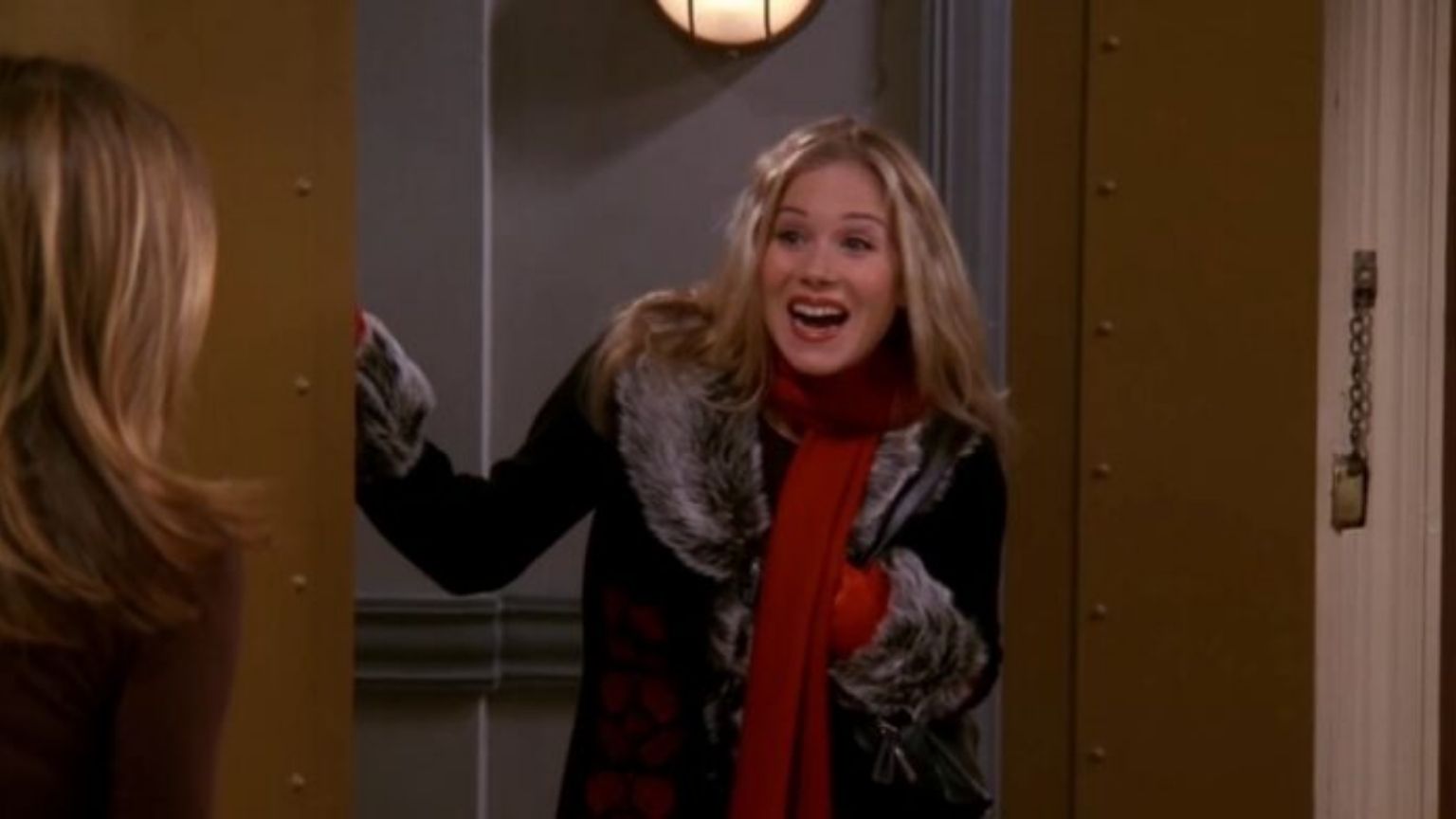 Christina Applegate fala sobre as dores intensas da esclerose múltipla e como a doença afeta rotina