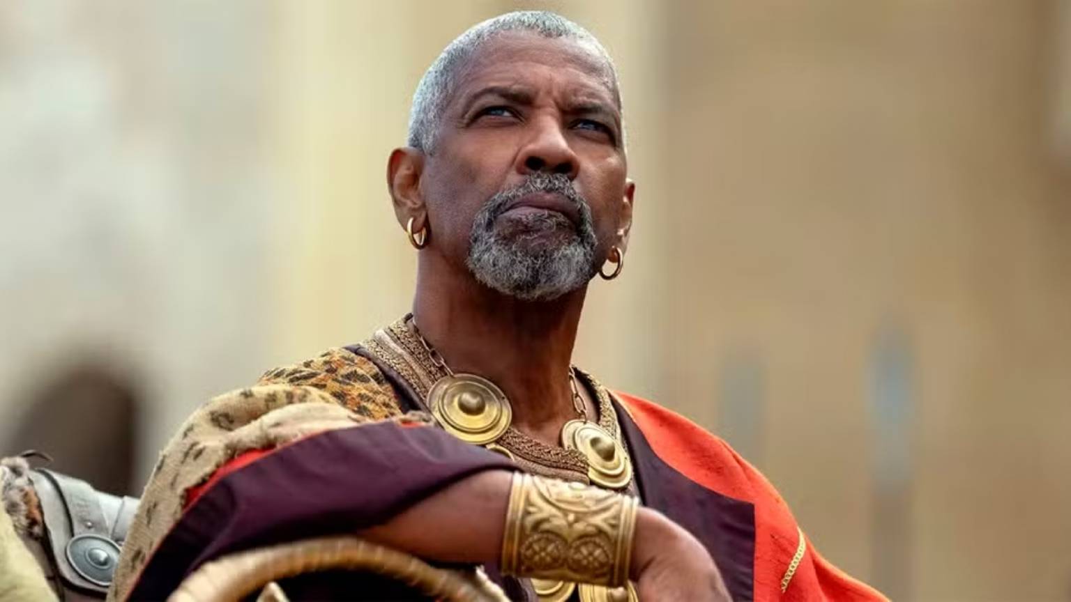 Denzel Washington revela batalha com o álcool e drogas celebrando uma década sóbrio