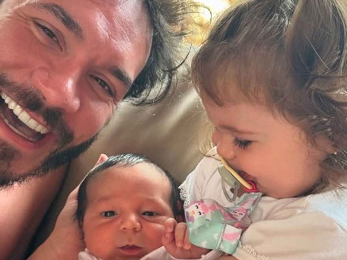 Eliezer, Ravi e Lua - Foto: Reprodução / Instagram @eliezer