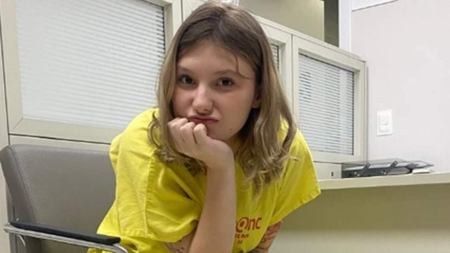 Isabel Veloso relata demissão após diagnóstico de câncer e celebra chegada do filho