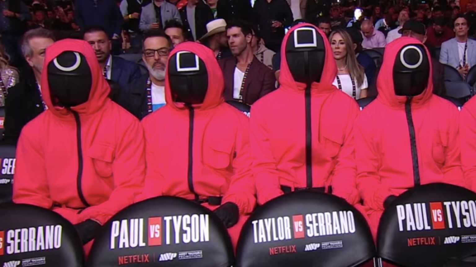 Problemas técnicos afetam luta de Tyson vs Paul ao vivo na Netflix
