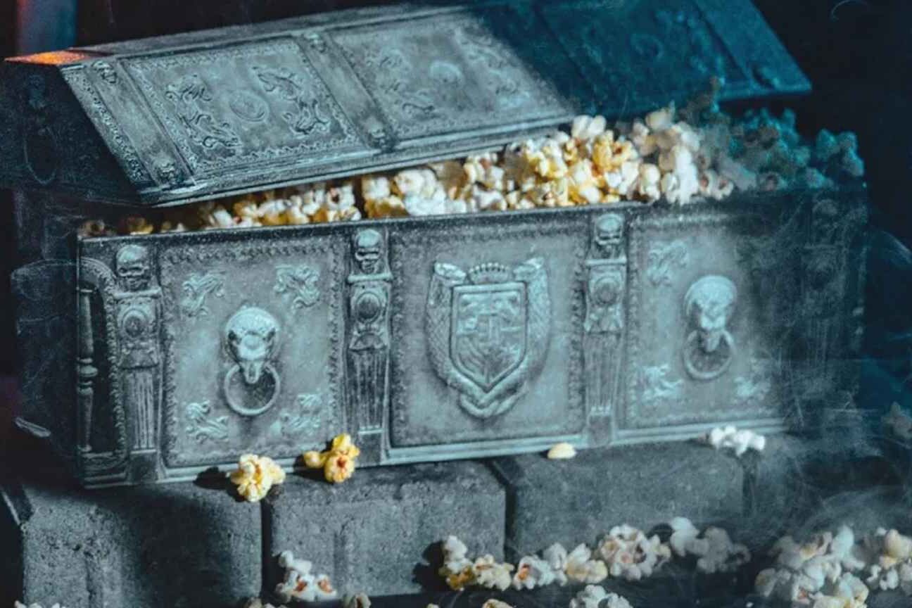 Nosferatu de Robert Eggers ganha balde de pipoca inusitado