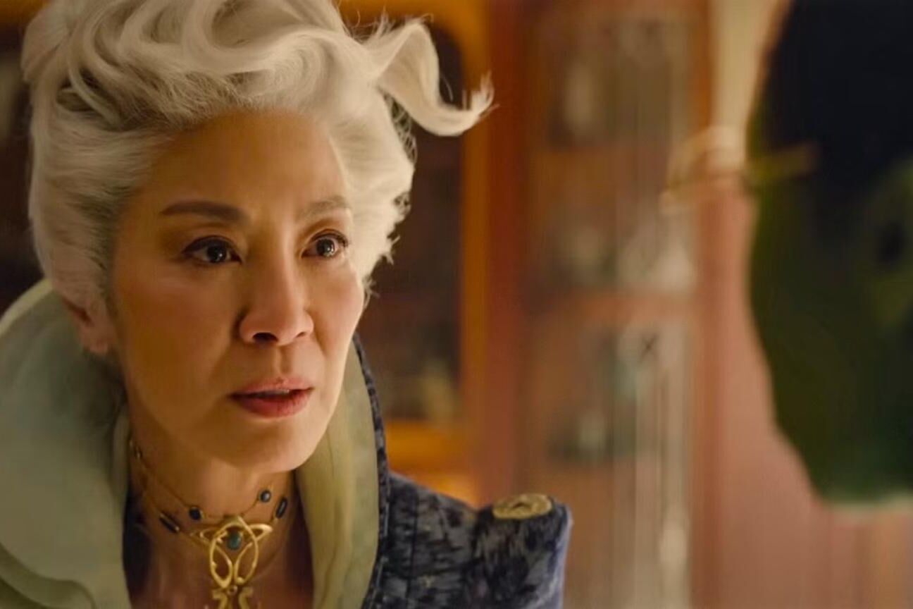 Michelle Yeoh fala sobre os efeitos da infertilidade em sua vida e casamento