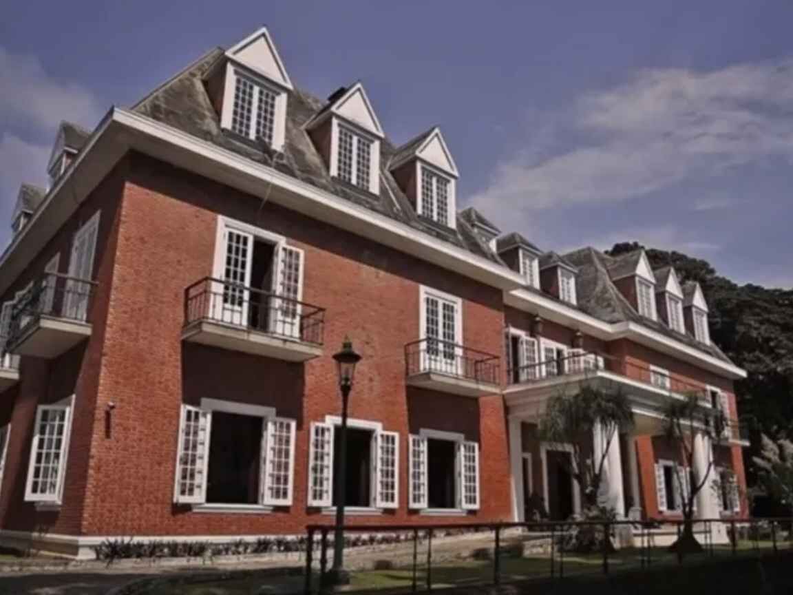 Mansão mais cara do Brasil será demolida para dar lugar a condomínio de luxo no Leblon