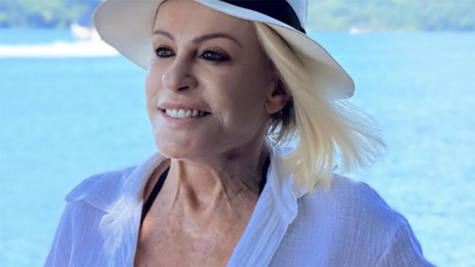 Ana Maria Braga celebra remissão total do câncer e encanta seguidores com post de férias