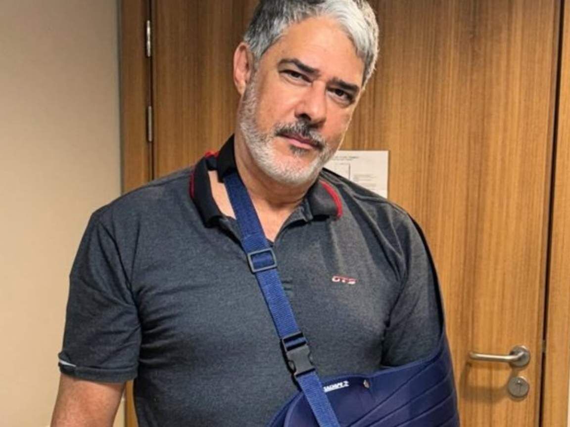 William Bonner se acidenta durante caminhada e imobiliza braço
