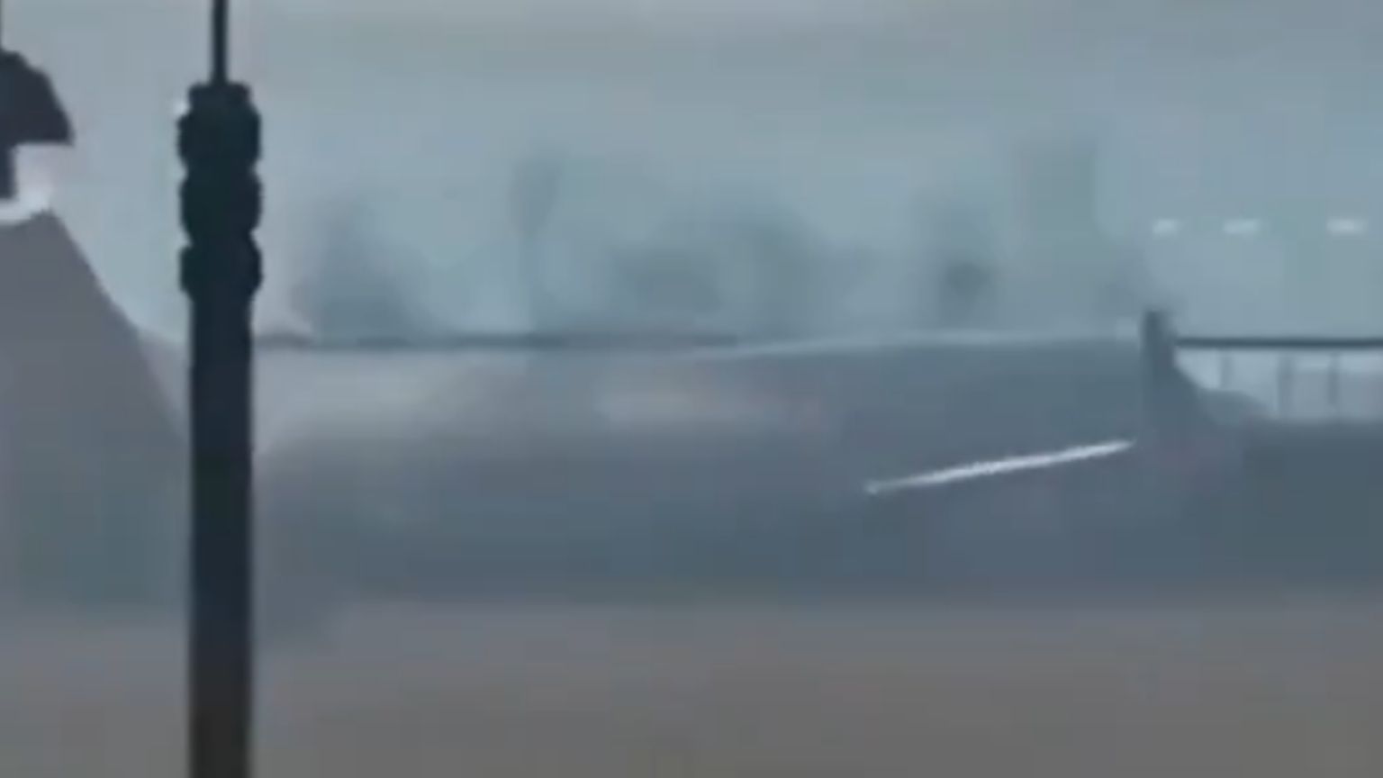 Acidente aéreo na Coreia do Sul deixa 179 mortos; apenas dois sobreviventes foram resgatados