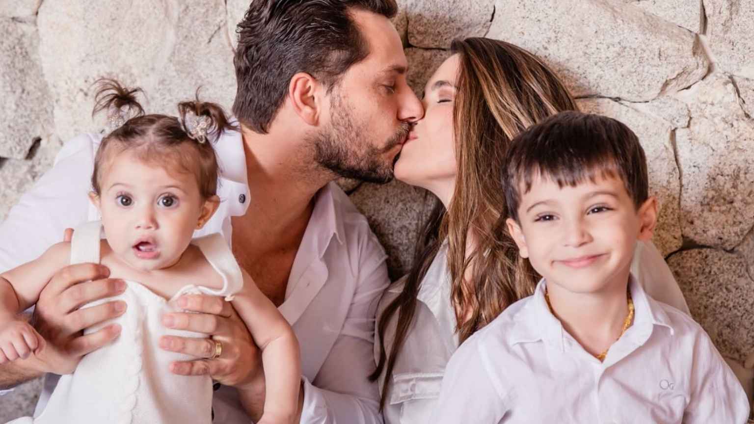 Eliéser e Kamilla compartilham declaração familiar após polêmica envolvendo teste de DNA