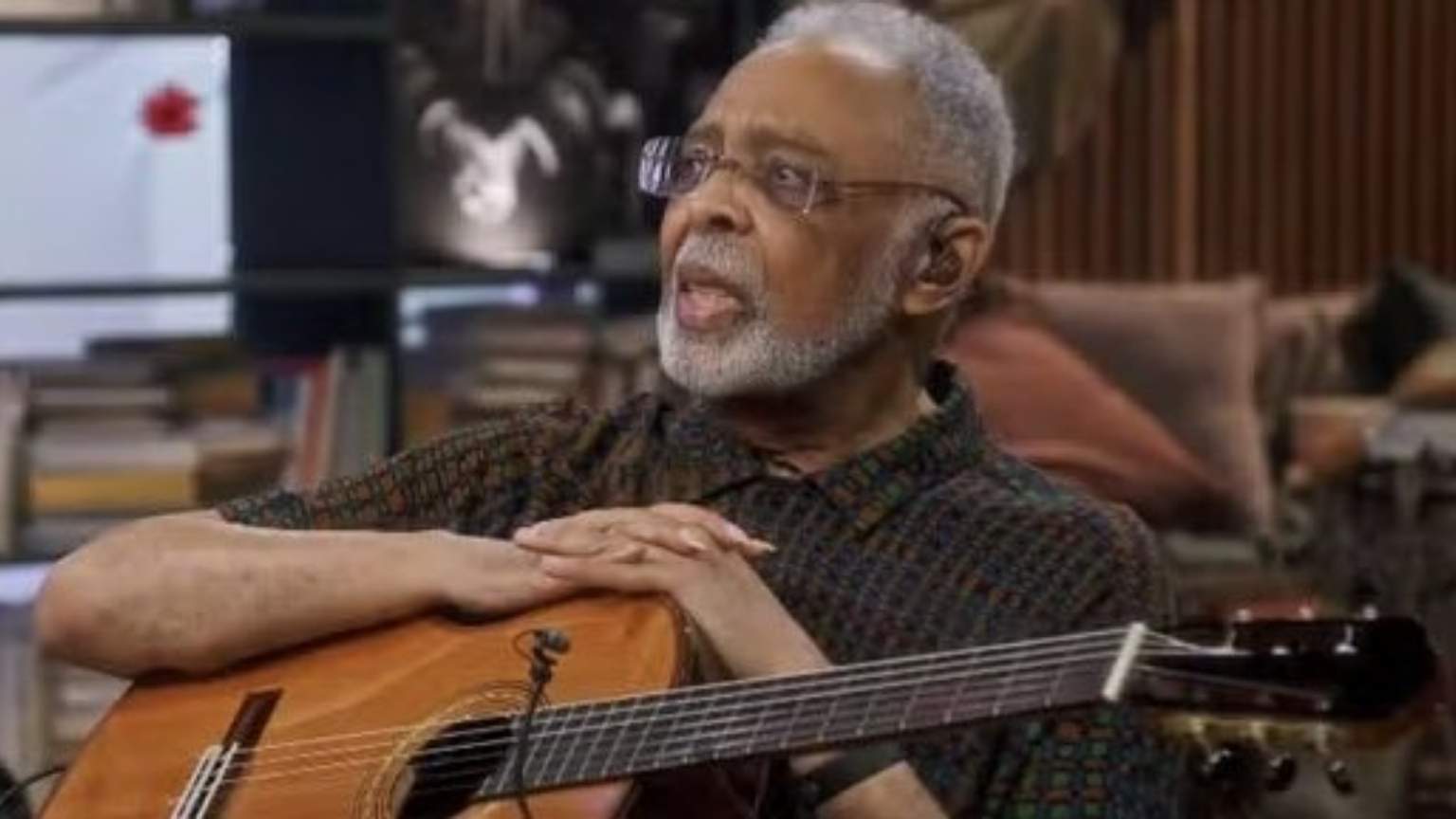 Gilberto Gil reflete sobre perdas, legado e anuncia última grande turnê no Conversa com Bial