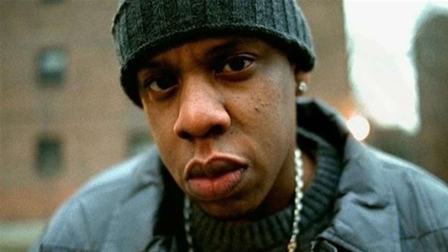 Mulher diz que foi estuprada por Jay-Z quando tinha 13 anos
