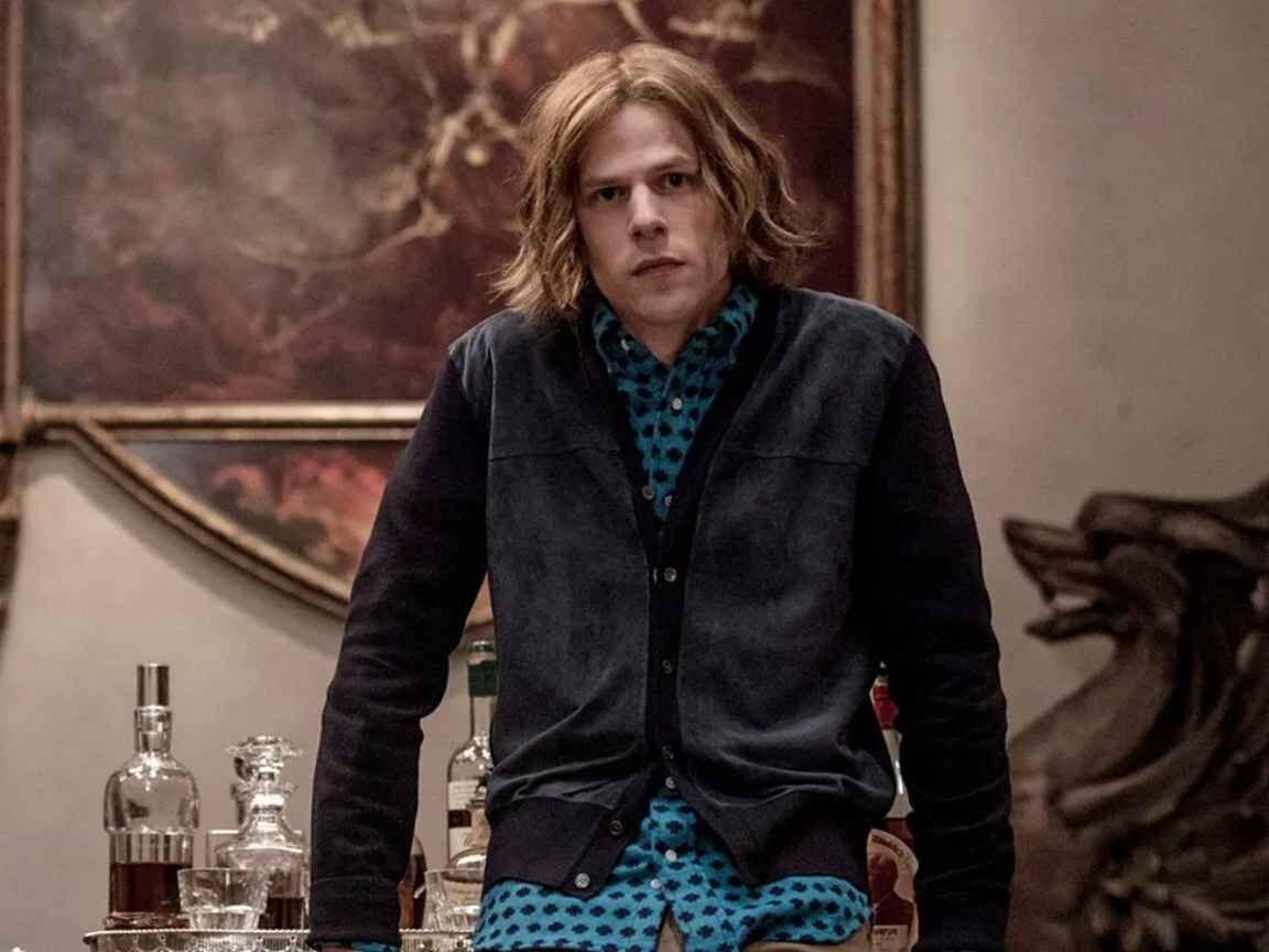 Jesse Eisenberg reflete sobre impacto negativo de