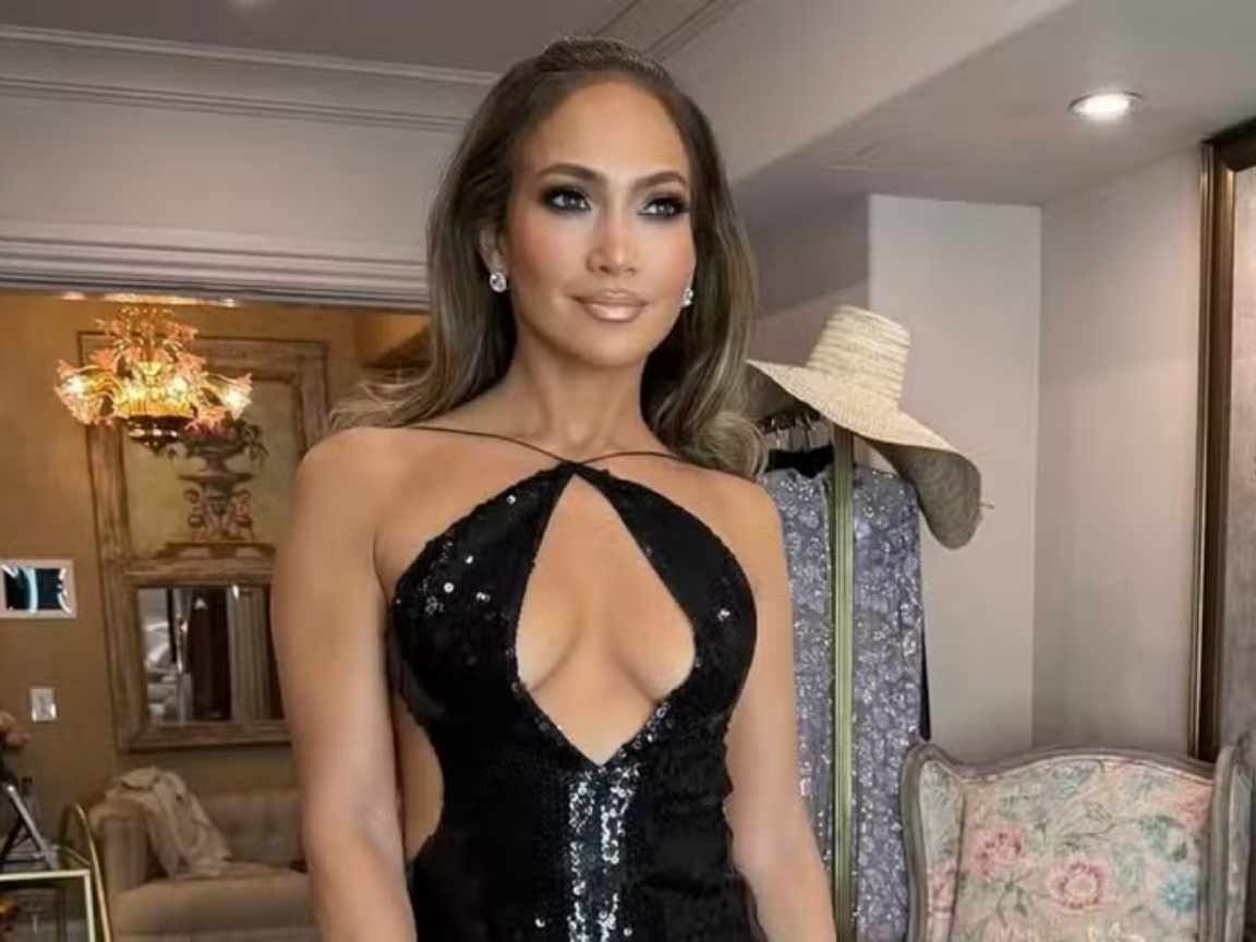 Jennifer Lopez acredita que Ben Affleck deseja reatar com Jennifer Garner, diz fonte