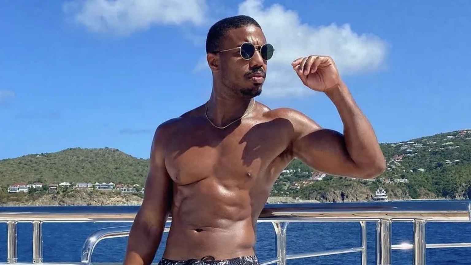 Michael B. Jordan enfrenta invasão em casa em Los Angeles