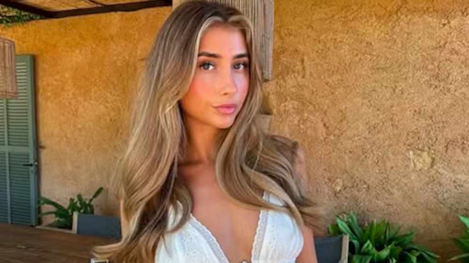 Influencer Lily Phillips pode ser banida de plataforma após gravar vídeo adulto com 100 homens