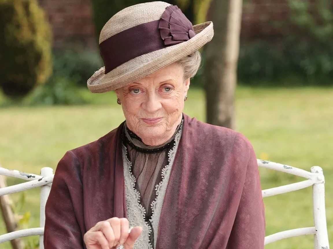 Novo filme de Downton Abbey terá grande homenagem à Maggie Smith