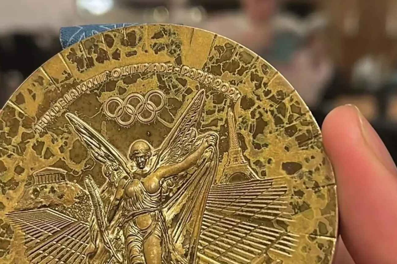 Medalhas das Olimpíadas de Paris 2024 enfrentam novas críticas por desgaste precoce