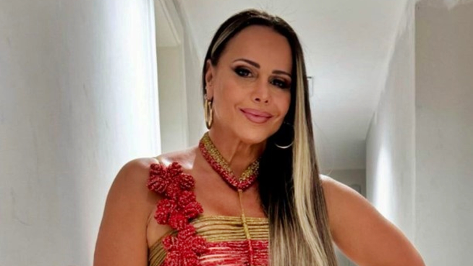 Viviane Araújo - Foto: Reprodução / Instagram @araujovivianne