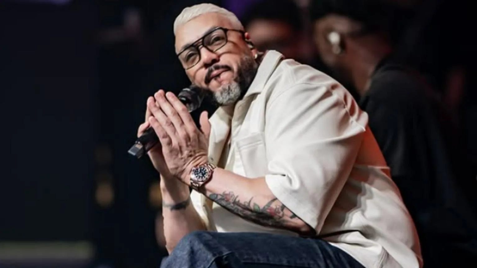 Belo elogia protagonismo feminino no pagode e cita Ludmilla como referência