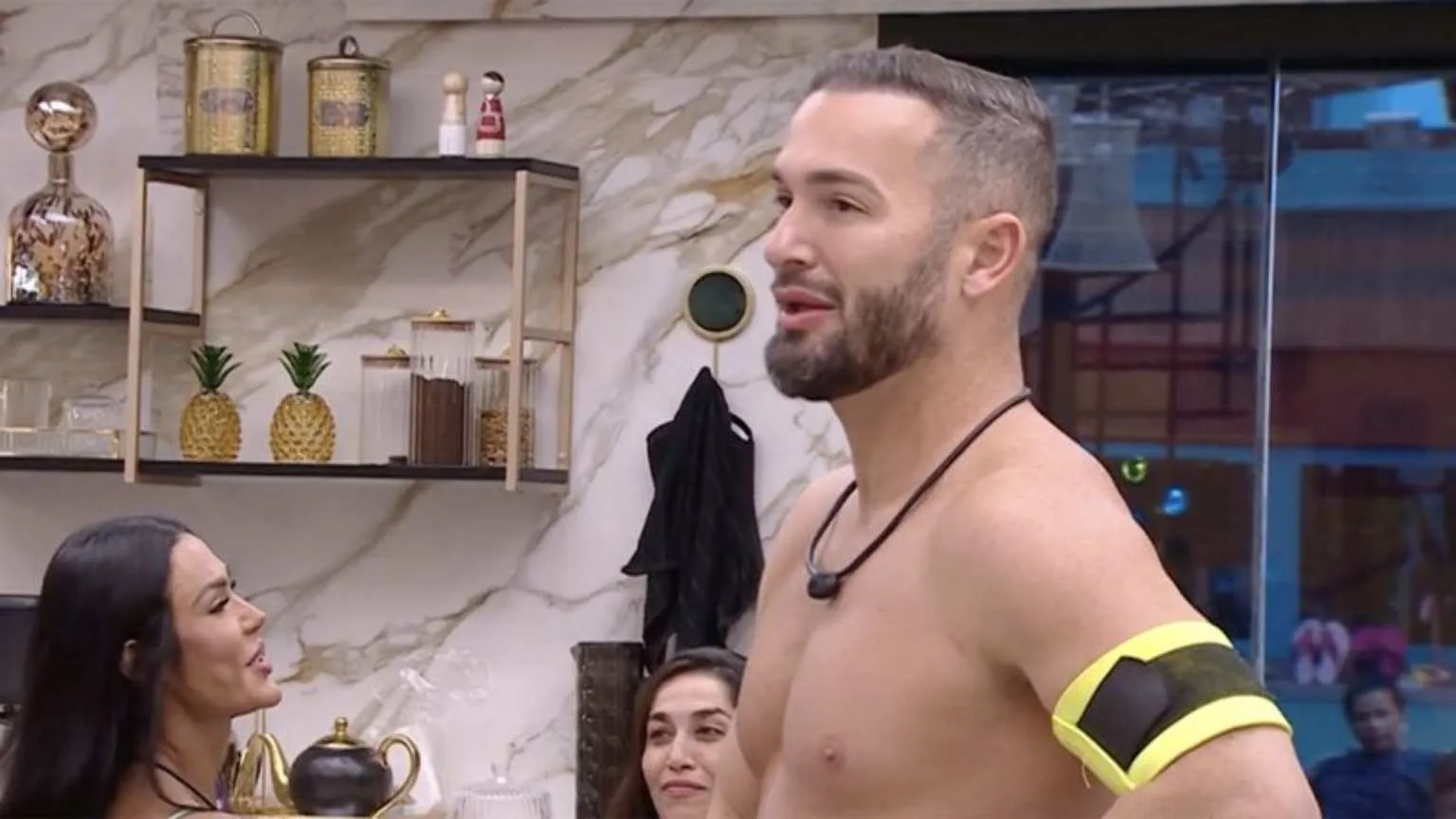 Diego Hypolito assume culpa por eliminação em massa no BBB 25