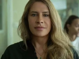 Karla Sofía Gascón pede desculpas por postagens polêmicas após indicação ao Oscar 2025