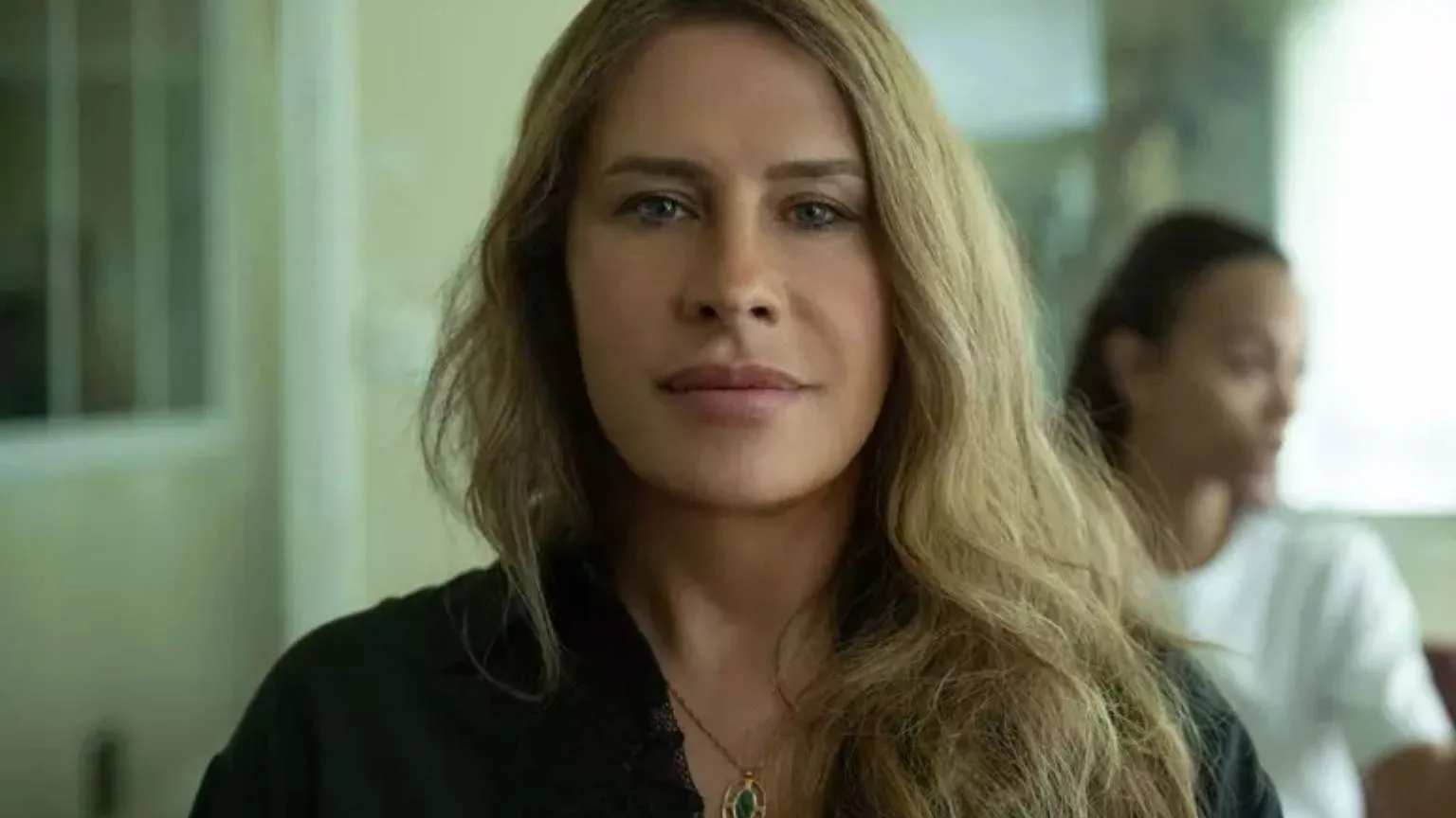 Karla Sofía Gascón pede desculpas por postagens polêmicas após indicação ao Oscar 2025