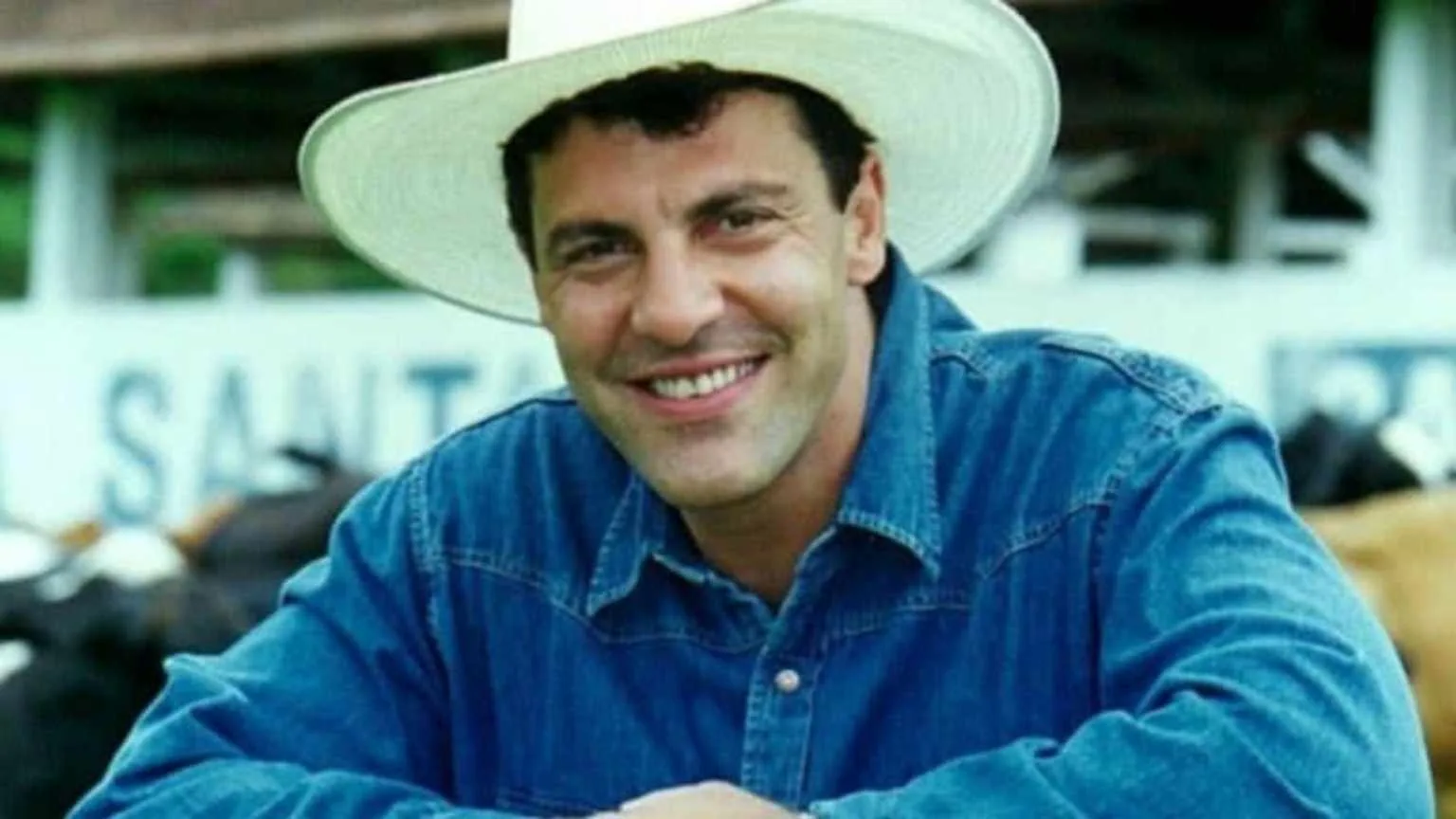 Gerson Brenner segue internado na UTI com pneumonia; quadro é estável