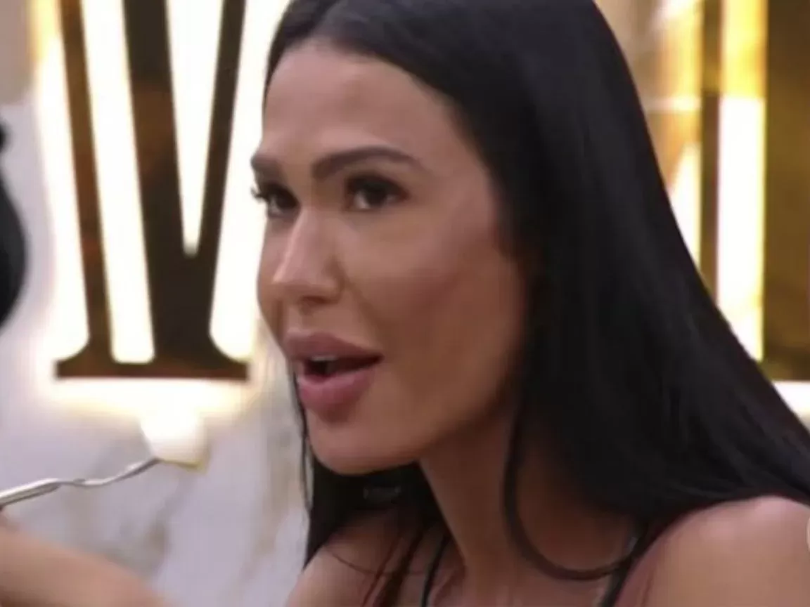 Gracyanne Barbosa revela há quanto tempo não come chocolate