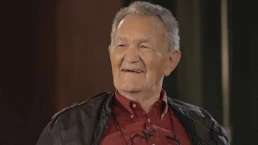 Morre Léo Batista, ícone do jornalismo esportivo brasileiro, aos 92 anos