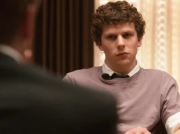 Jesse Eisenberg revela planos inusitados para conhecer Mark Zuckerberg antes de “A Rede Social”