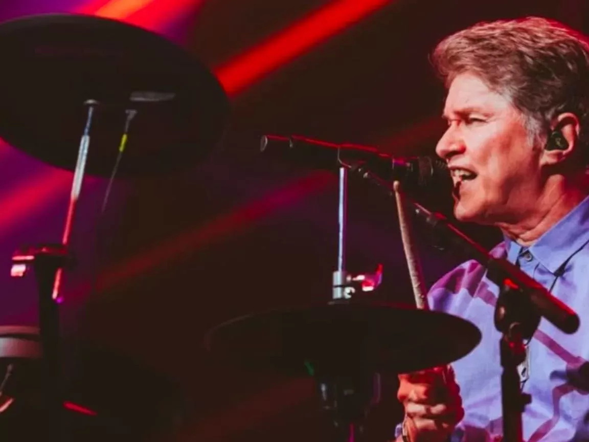 Roupa Nova atualiza estado de saúde de Serginho Herval após acidente doméstico