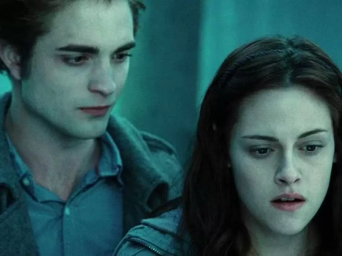 Robert Pattinson rebate críticas a Crepúsculo: 