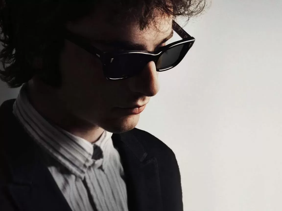 Crítica | Um Completo Desconhecido faz retrato à altura de um gênio da música