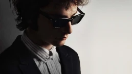 Crítica | Um Completo Desconhecido faz retrato à altura de um gênio da música
